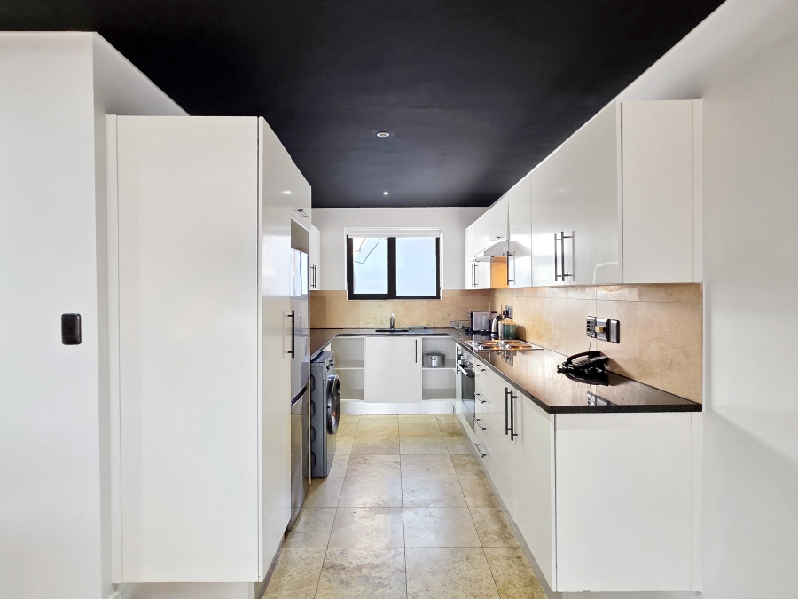 3 Bedroom Property for Sale in Cape Town City Centre Western Cape